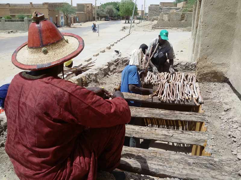 Reconstruction work, Timbuktu (Mali). Photo: UNESCO
