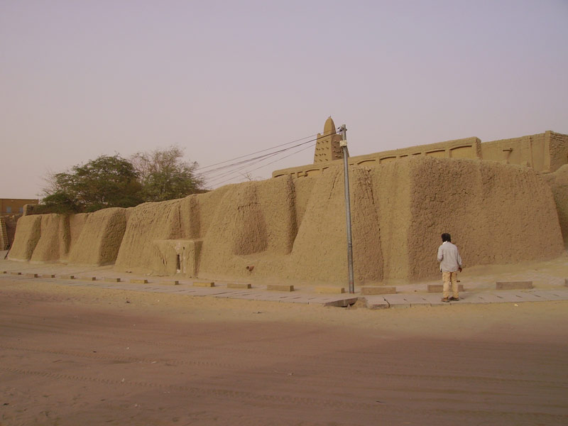 West wing of Djingareyber mausoleum  in Timbuktu. MINUSMA/Marco Domino