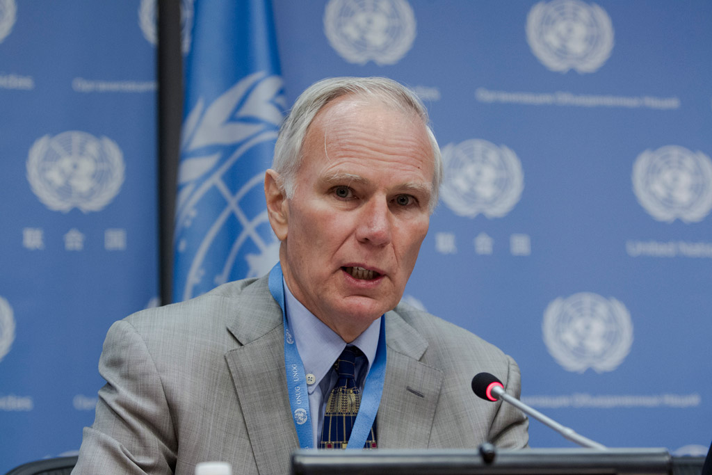 Special Rapporteur Philip Alston. UN Photo/Loey Felipe