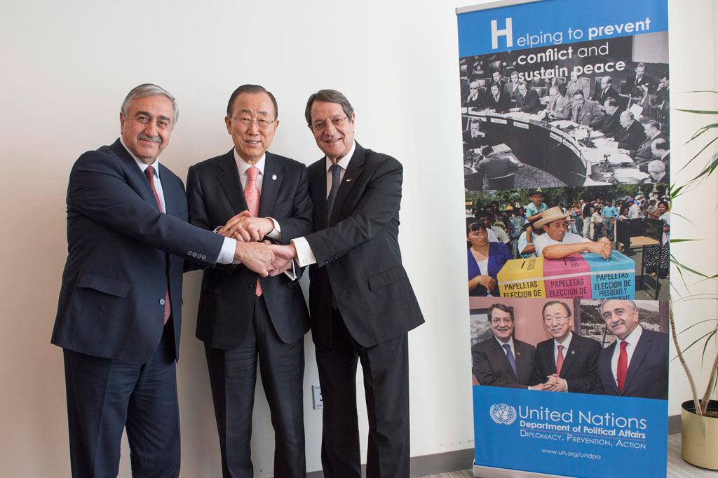 On 25 September 2016, Secretary-General Ban Ki-moon meets at UN Headquarters with Nicos Anastasiades, Leader of the Greek Cypriot Community and Mustafa Akýncý, Leader of the Turkish Cypriot Community. UN Photo/Eskinder Debebe