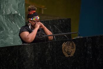 Grizelda Grootboom fue víctima de la trata de personas e intervino ante la Asamblea General que adoptó una declaración política para combatir el tráfico de personas. Foto: ONU/ Cia Pak