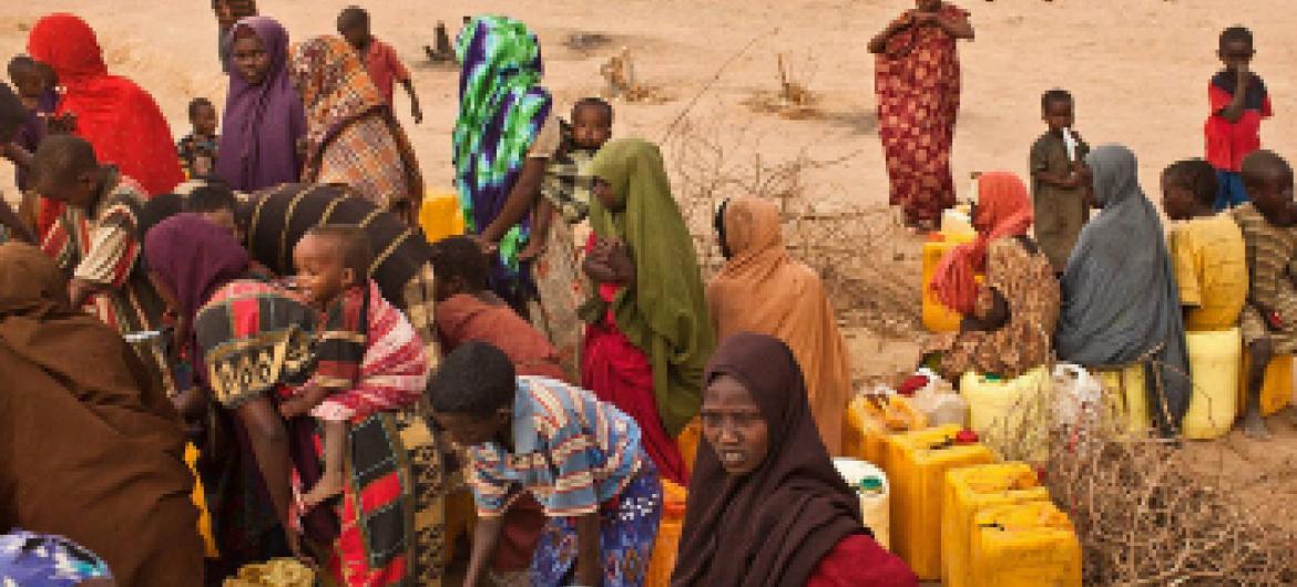 Refugiados somalis no Quénia. Foto: Acnur/Brendan Bannon