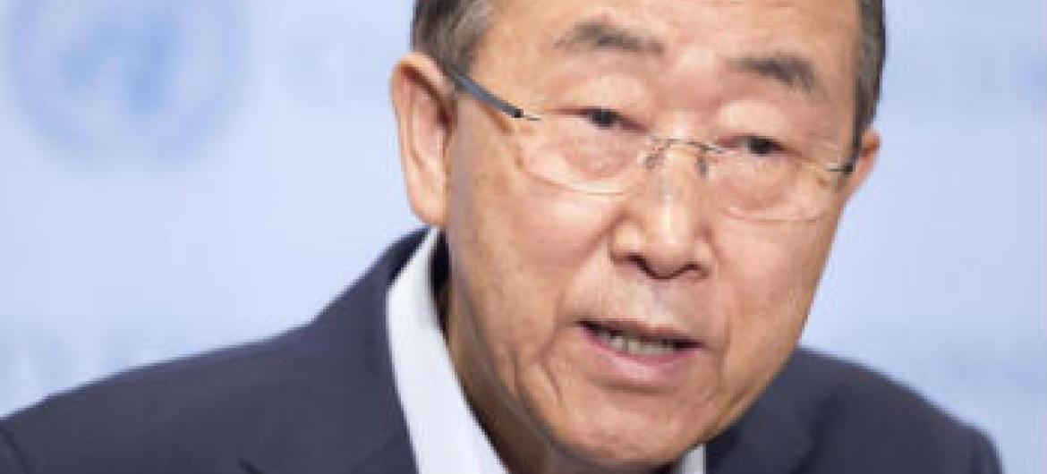 Ban Ki-moon em declarações a jornalistas na sede da organização. Foto: ONU/Eskinder Debebe
