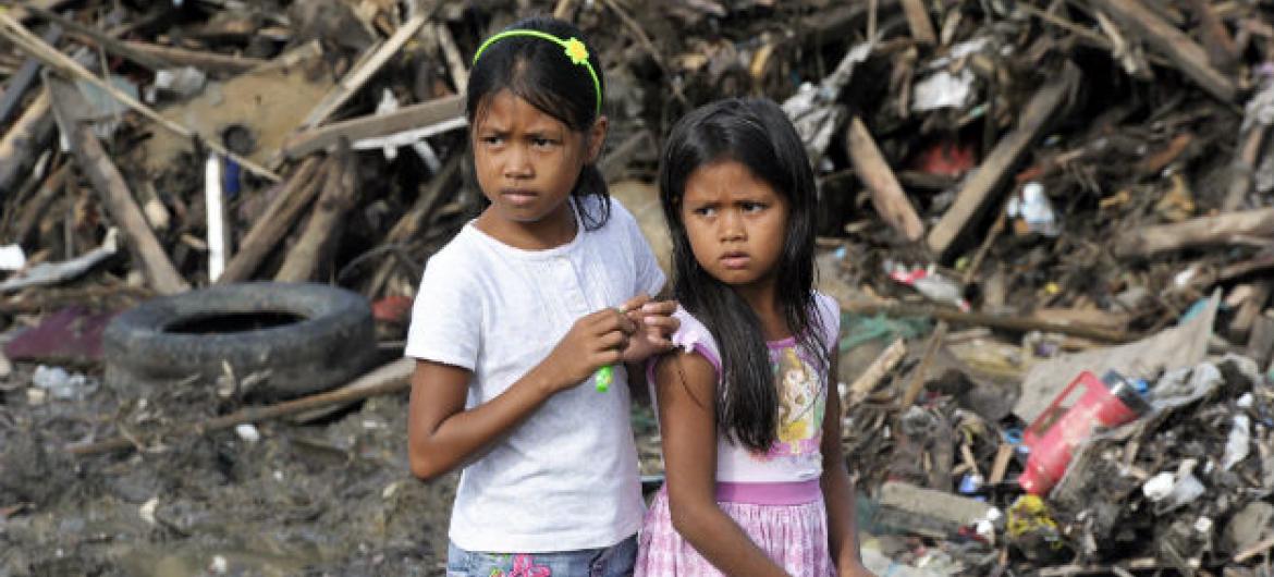 Já em 2013, o pais tinha sido atingido pelo super tufão Yolanda. Foto: ONU/Evan Schneider