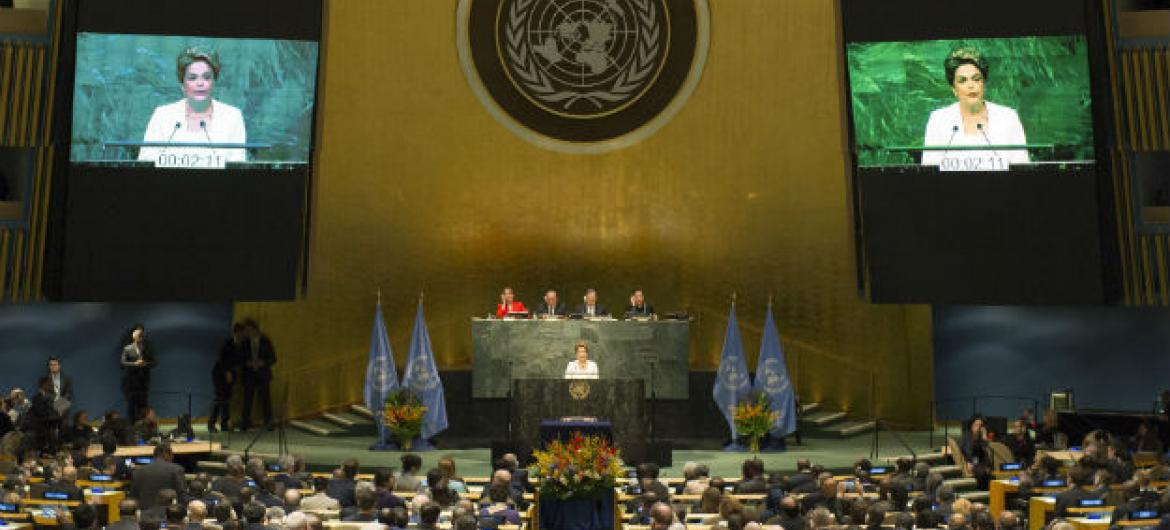 Dilma Rousseff discursa na Assembleia Geral. Foto: ONU/Rick Bajornas