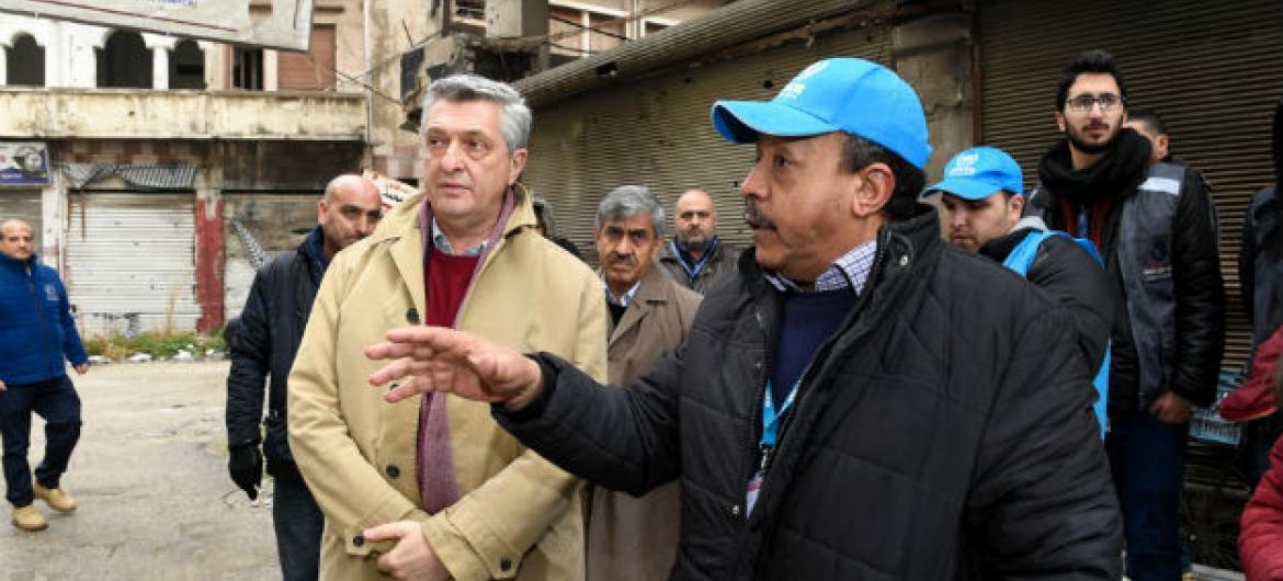 O alto comissário da ONU para Refugiados, Filippo Grandi, visita Homs. Foto: Acnur/Bassam Diab