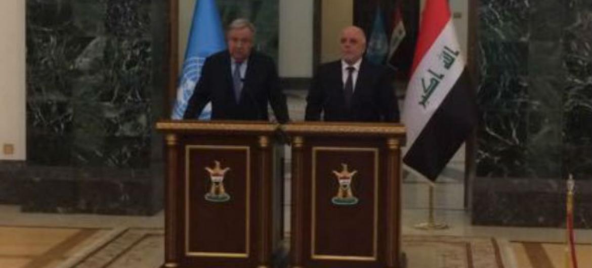 O secretário-geral da ONU, António Guterres, manteve encontro com o primeiro-ministro iraquiano, Haider al-Abadi, em Bagdá. Foto: Unami