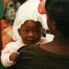 Serviços de diagnóstico e tratamento para crianças que vivem com o HIV. Foto: Unaids/D. Kwande