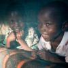 Crianças no Quénia protegidas por redes mosquiteiras. Foto: Unicef/Hallahan
