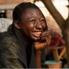 Jovem ri durante sessão de esclarecimento sobre HIV em centro para jovens em Moundou, no Chade. Imagem: UNICEF/P. Esteve