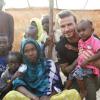 David Beckham em visita ao campo de refugiados no Djibuti. Foto: Unicef