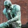 Escultura "O Pensador" de Auguste Rodin, Dia Mundial de Filosofia. Foto: Hans Andersen