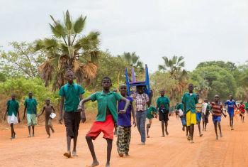 Sul-sudaneses deslocados. Foto: Unmiss/JC McIlwaine