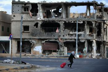 Prédios destruídos na cidade de Sirte, Líbia. Foto: Unicef/Giovanni Diffidenti