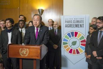 Ban Ki-moon em coletiva de imprensa sobre a entrada em vigor do Acordo de Paris. Foto: ONU/Rick Bajornas