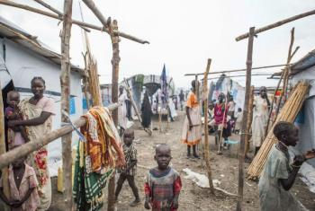 Condições das moradias no Acampamento da ONU para a Proteção de Civis em Malakal, no Sudão do Sul. Foto: OIM/Bannon