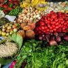 Овощи и фрукты - основа здорового питания. Фото Всемирного банка