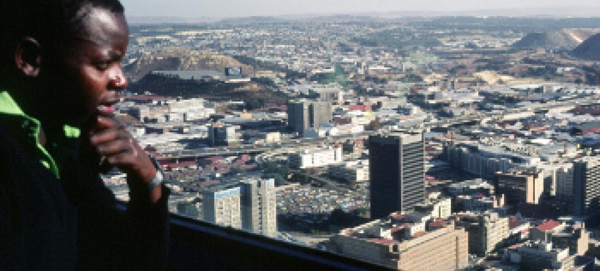 Enzi za ubaguzi nchini Afrika Kusini hapa ni mjini Johannesburg(1982)